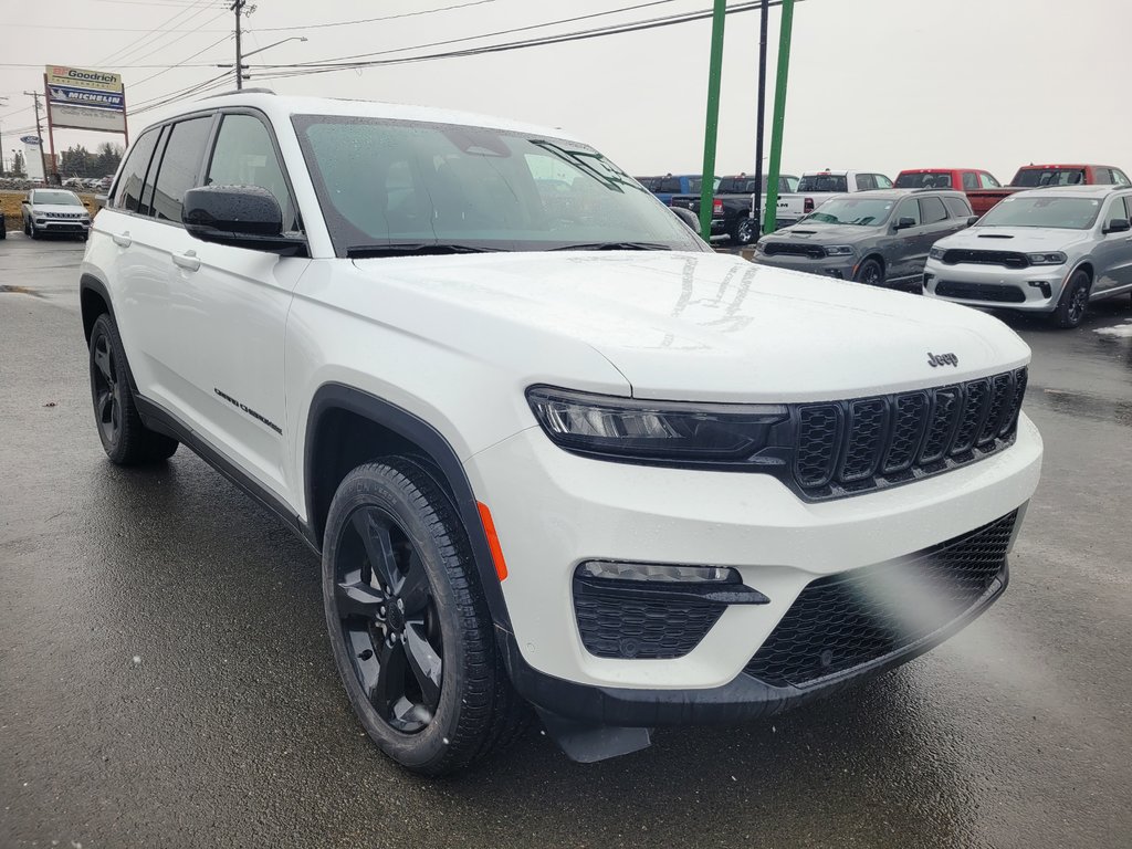 2023  Grand Cherokee Limited in Woodstock, New Brunswick - 3 - w1024h768px