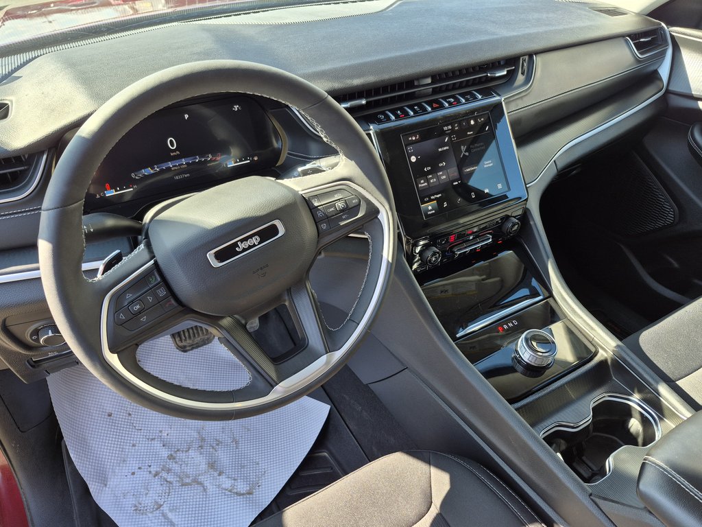 2024 Jeep Grand Cherokee Laredo in Woodstock, New Brunswick - 10 - w1024h768px