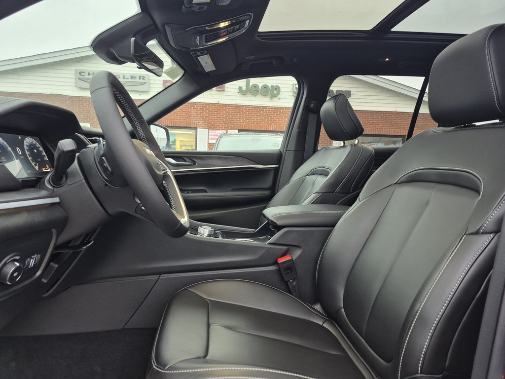 Jeep Grand Cherokee LIMITED 2025 à Woodstock, Nouveau-Brunswick - 9 - w1024h768px