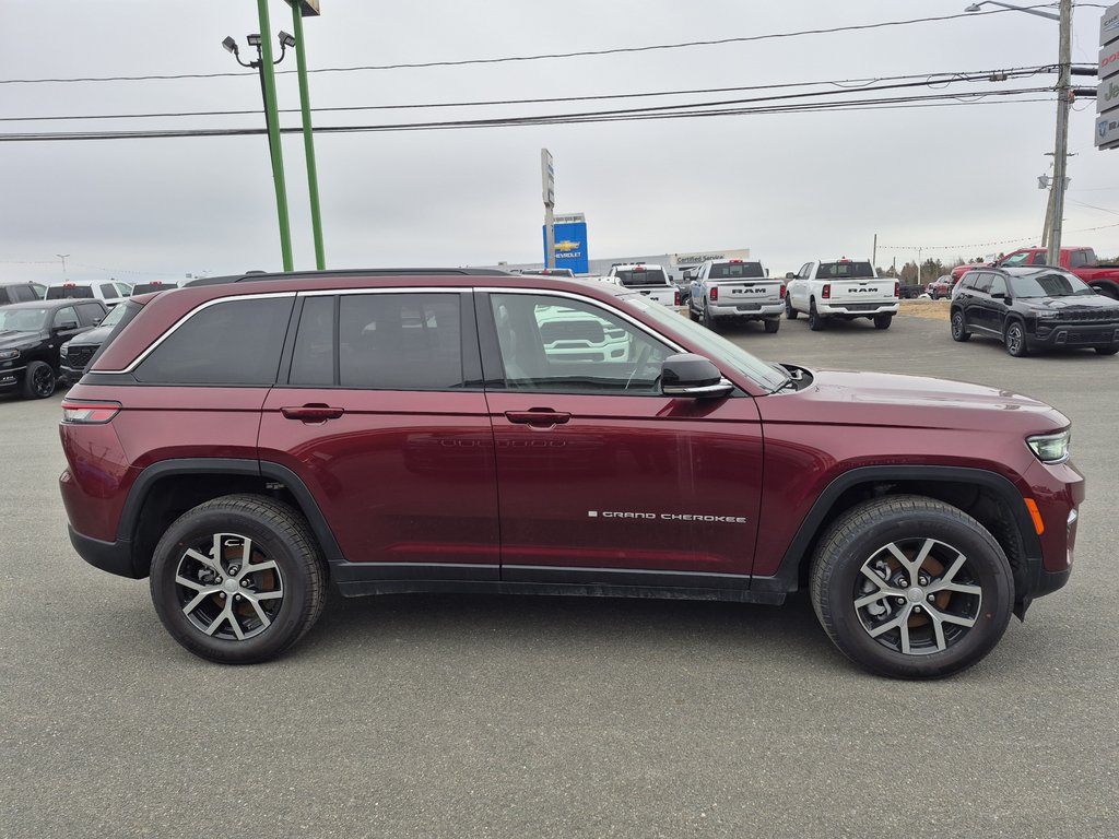 Jeep Grand Cherokee LIMITED 2025 à Woodstock, Nouveau-Brunswick - 4 - w1024h768px