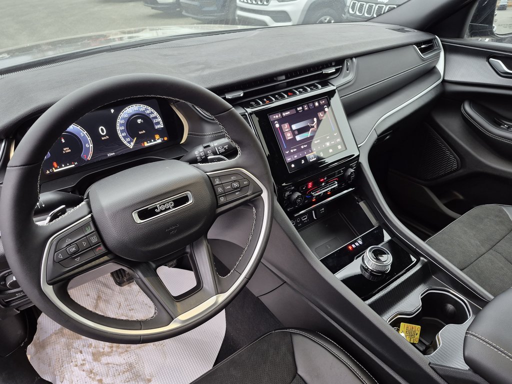 2025 Jeep Grand Cherokee LAREDO ALTITUDE in Woodstock, New Brunswick - 10 - w1024h768px