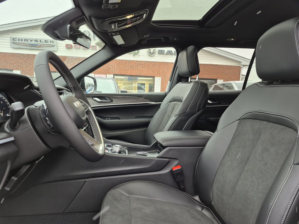 2026 Jeep Grand Cherokee ALTITUDE in Woodstock, New Brunswick - 9 - w1024h768px