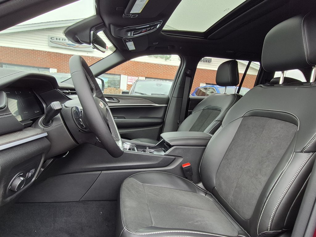 2026 Jeep Grand Cherokee ALTITUDE in Woodstock, New Brunswick - 9 - w1024h768px