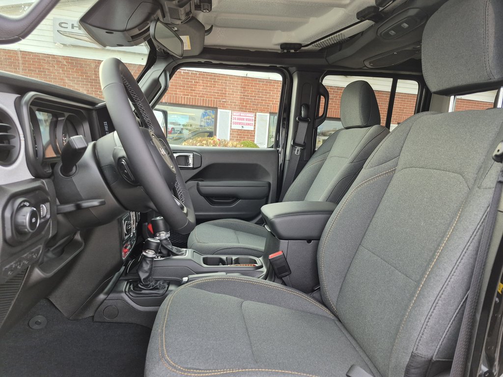 2026 Jeep Wrangler 4-Door WILLYS in Woodstock, New Brunswick - 7 - w1024h768px