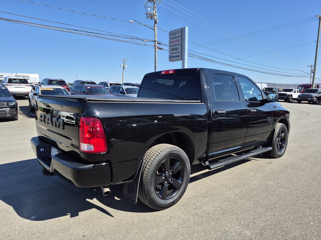 Ram 1500 Classic Express 2023 à Woodstock, Nouveau-Brunswick - 5 - w1024h768px