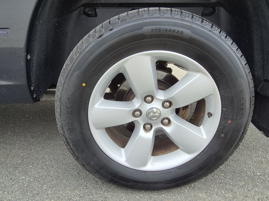 2021 Ram 1500 Express Quad in Woodstock, New Brunswick - 13 - w1024h768px