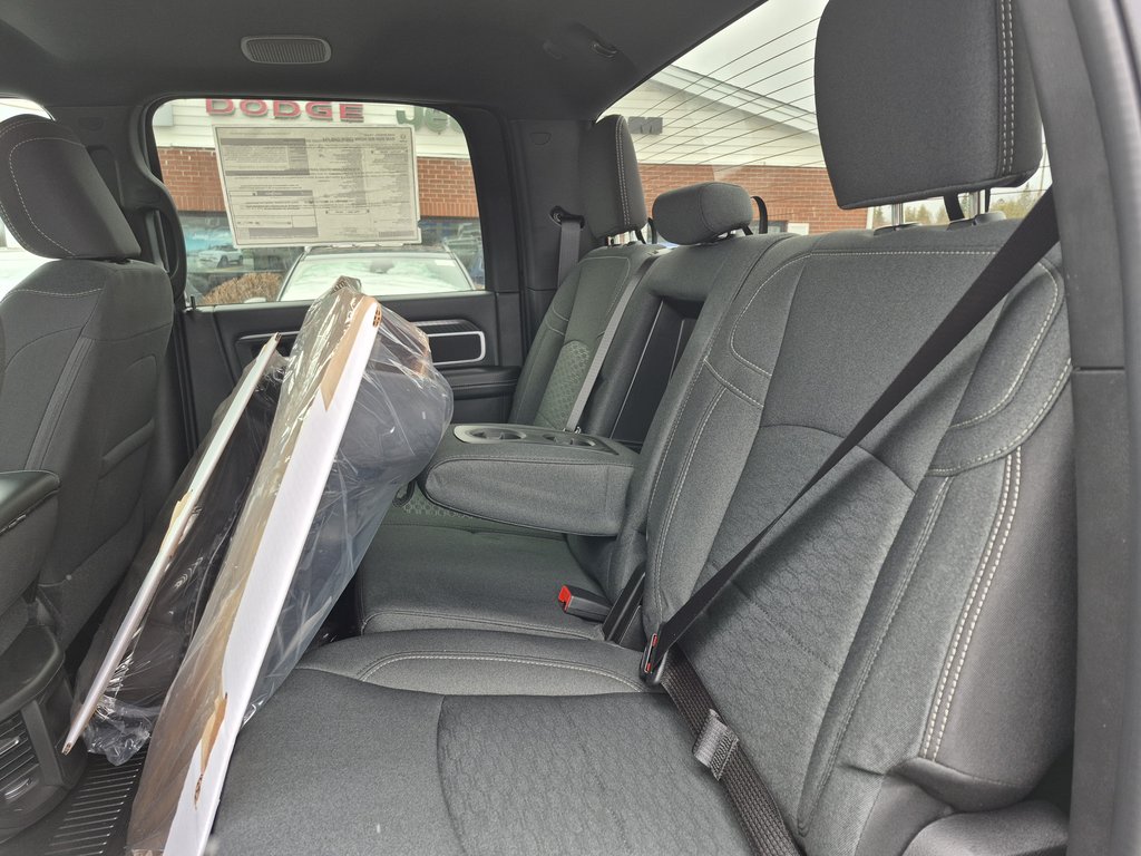 2026 Ram 2500 BIG HORN in Woodstock, New Brunswick - 11 - w1024h768px