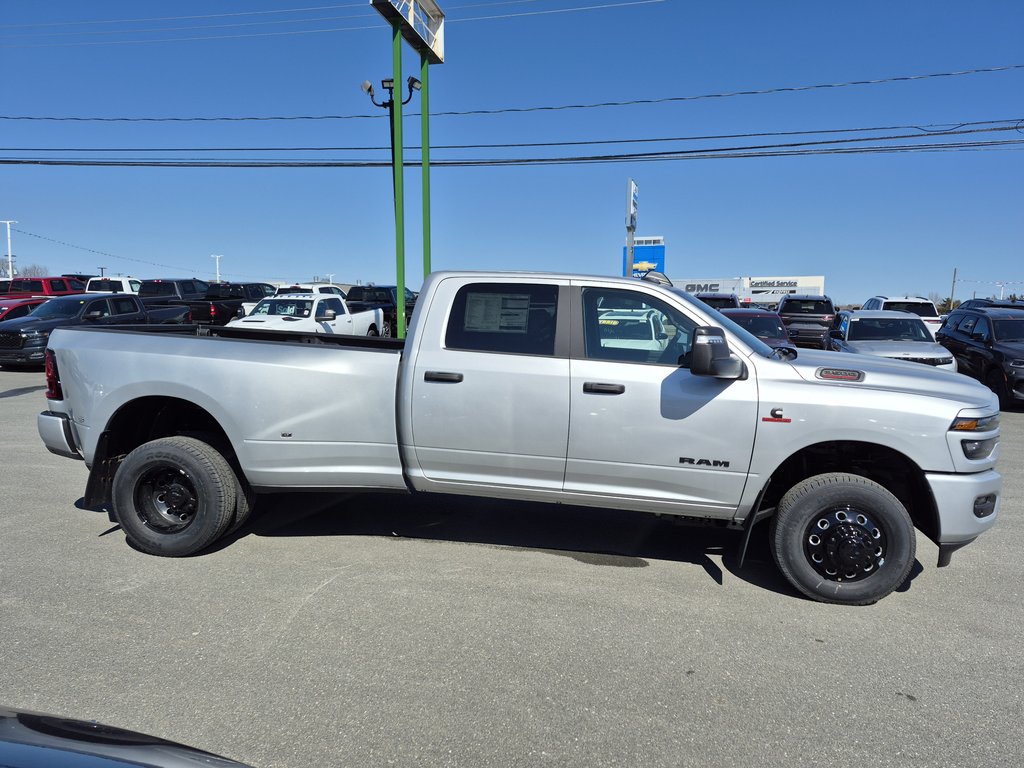 2026 Ram 3500 Big Horn in Woodstock, New Brunswick - 4 - w1024h768px