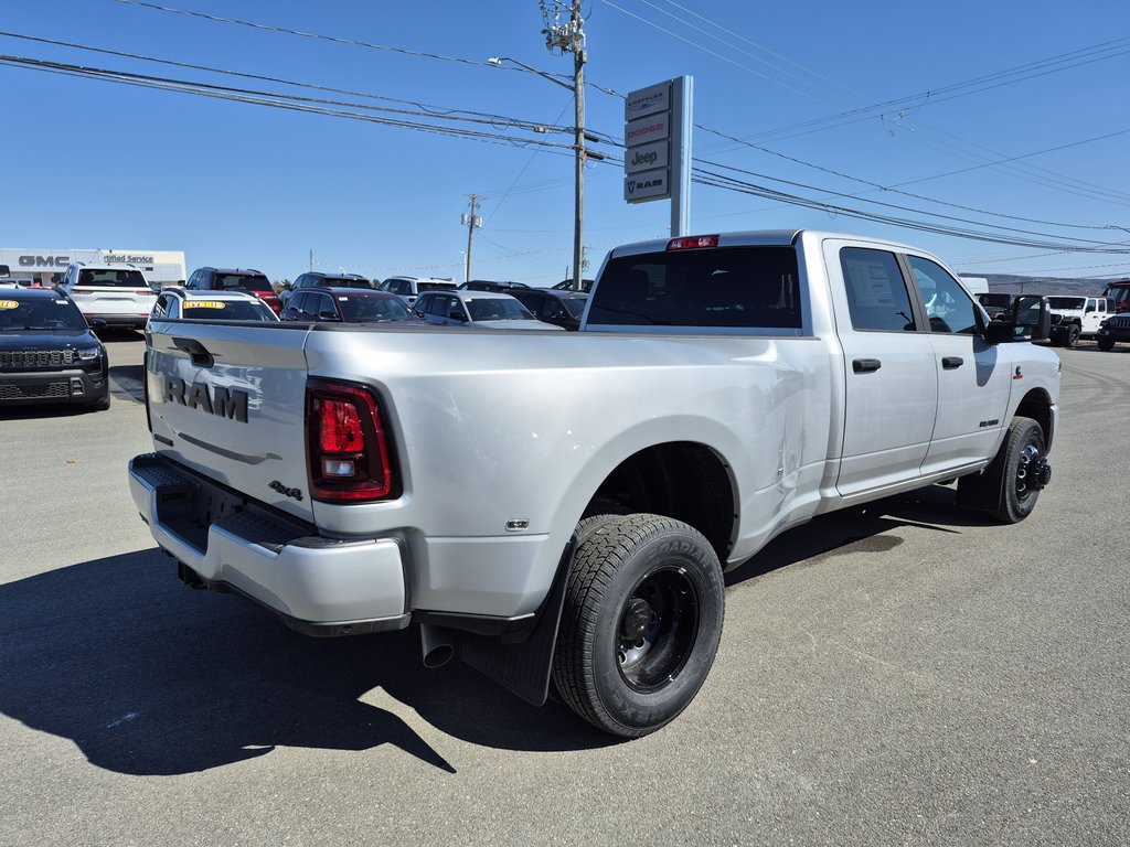 2026 Ram 3500 Big Horn in Woodstock, New Brunswick - 5 - w1024h768px