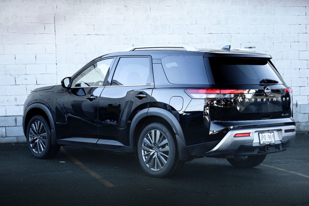 2023 Nissan Pathfinder SL-7
