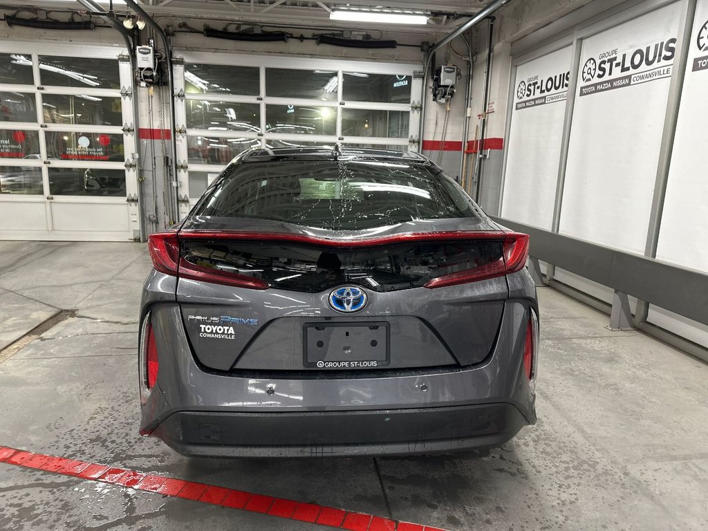 2019  PRIUS PRIME Sièges et volant chauffant - Mag in Cowansville, Quebec - 4 - w1024h768px