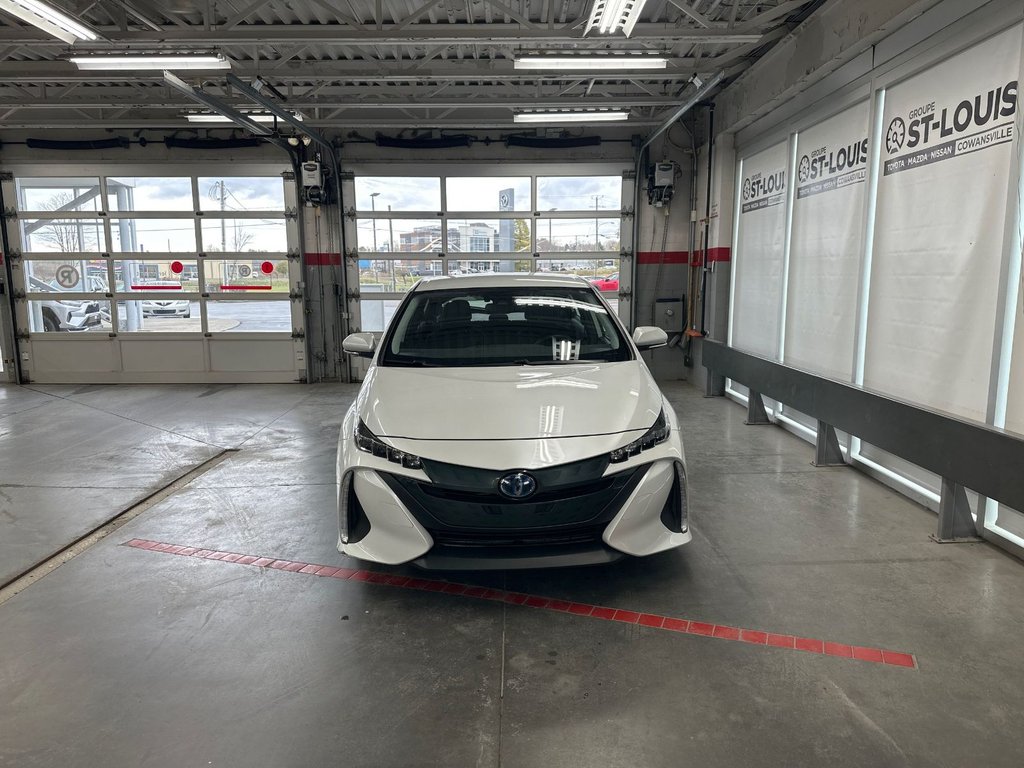 Toyota PRIUS PRIME UPGRADE 2022 à Cowansville, Québec - 7 - w1024h768px