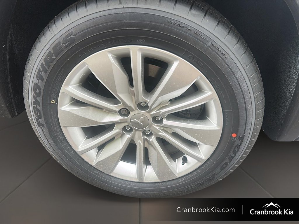 2025 Mitsubishi OUTLANDER ES-6