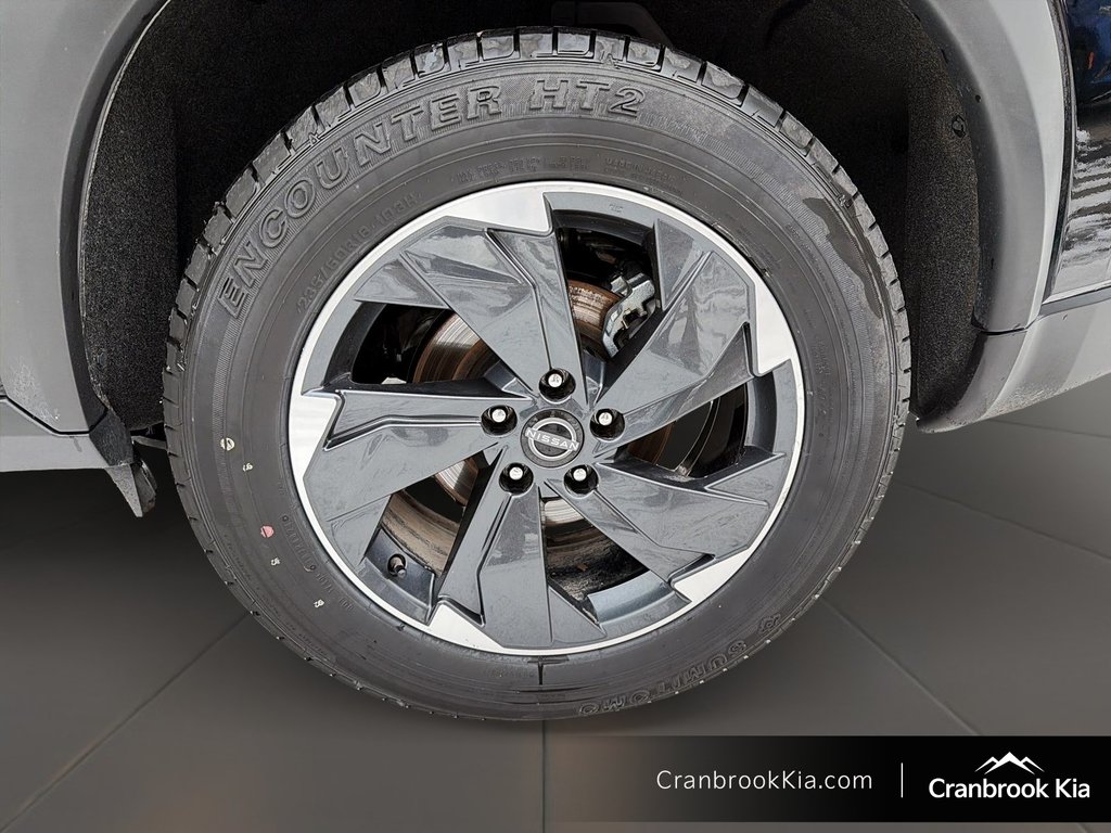 2025 Nissan ROGUE SV MOONROOF-6