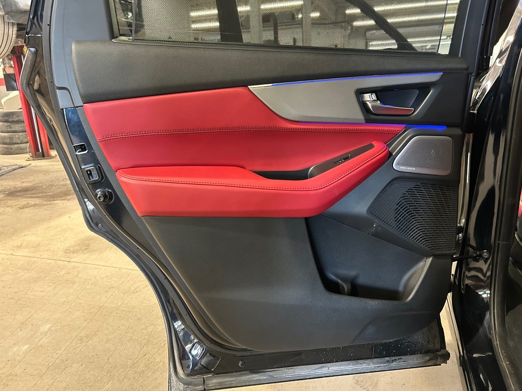 Acura MDX Platinum Elite A-Spec, CUIR ROUGE, 7 PASSAGERS 2025 à Mirabel, Québec - 31 - w1024h768px