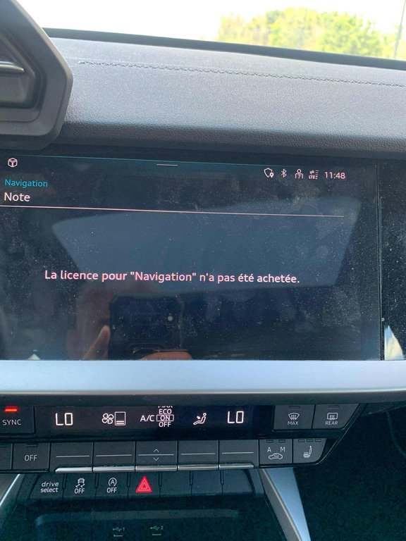 2022 Audi A3 SEDAN Komfort 40, 8 PNEUS, AUCUN ACCIDENT, TOIT, AWD in Mirabel, Quebec - 19 - w1024h768px