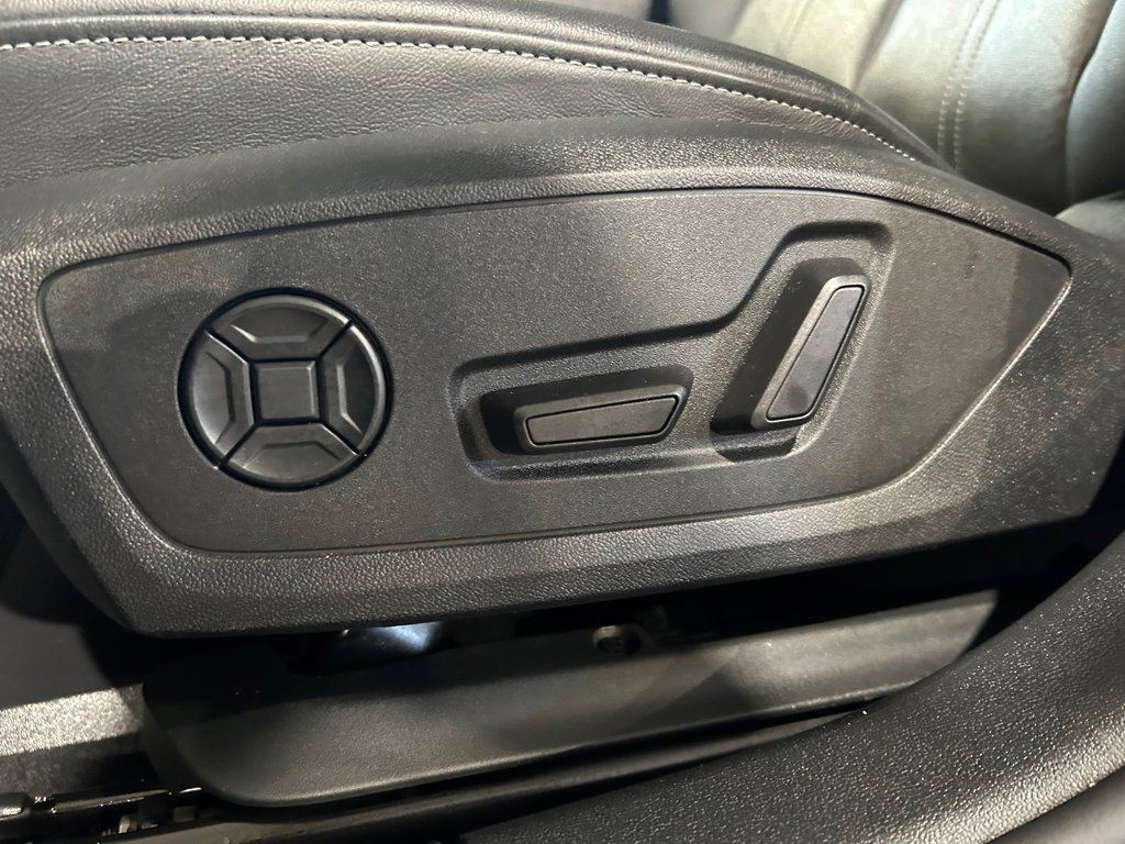 2022 Audi A3 SEDAN Komfort 40, 8 PNEUS, AUCUN ACCIDENT, TOIT, AWD in Mirabel, Quebec - 10 - w1024h768px