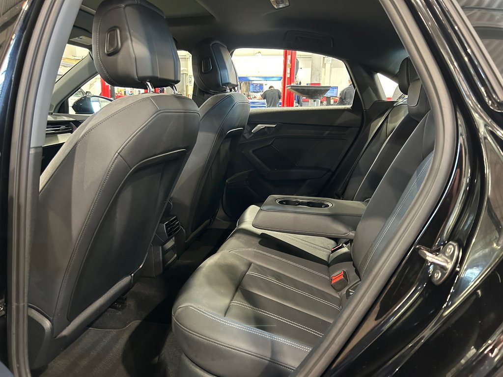 2022 Audi A3 SEDAN Komfort 40, 8 PNEUS, AUCUN ACCIDENT, TOIT, AWD in Mirabel, Quebec - 28 - w1024h768px