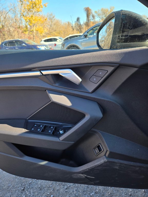2022 Audi A3 Sedan Progressiv, JAMAIS ACCIDENTÉ, 8 PNEUS, CUIR, AWD in Mirabel, Quebec - 8 - w1024h768px