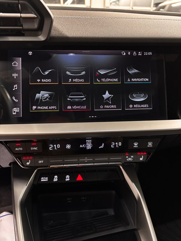 2022 Audi A3 Sedan Komfort,  MAGS, AWD, CUIR, TOIT in Mirabel, Quebec - 16 - w1024h768px
