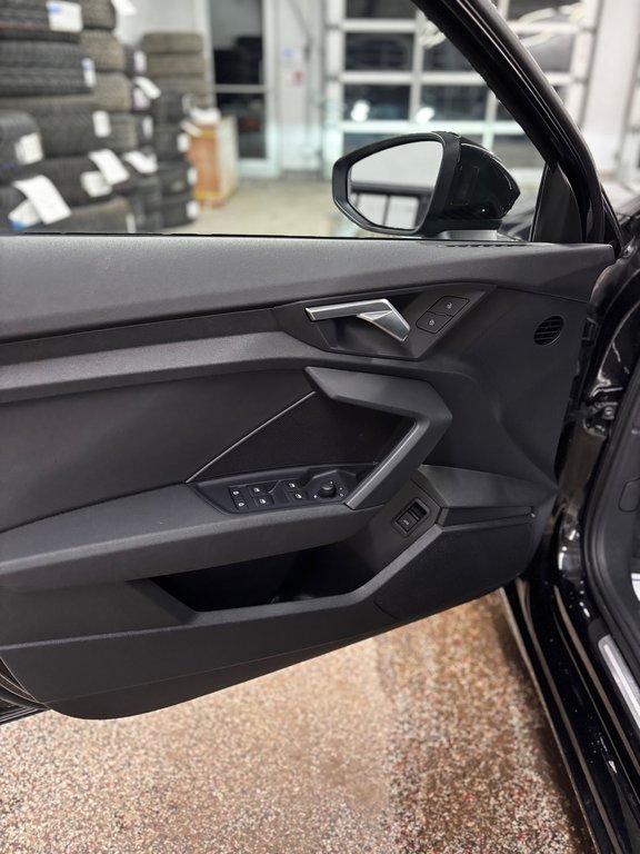 2022 Audi A3 Sedan Komfort,  MAGS, AWD, CUIR, TOIT in Mirabel, Quebec - 6 - w1024h768px