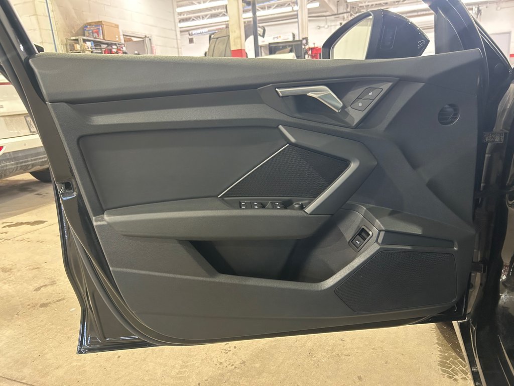 Audi A3 Sedan Komfort,  MAGS, AWD, CUIR, TOIT 2022 à Mirabel, Québec - 8 - w1024h768px