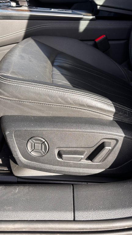 Audi A6 Technik, JAMAIS ACCIDENTÉ, AWD, CUIR, TOIT, GPS 2019 à Mirabel, Québec - 9 - w1024h768px