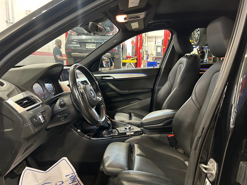 2020 BMW X1 XDrive28i, JAMAIS ACCIDENTÉ, 8 PNEUS ET 8 MAGS in Mirabel, Quebec - 9 - w1024h768px