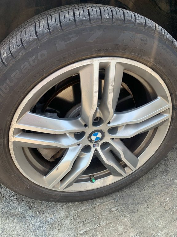 2020 BMW X1 XDrive28i, JAMAIS ACCIDENTÉ, 8 PNEUS ET 8 MAGS in Mirabel, Quebec - 5 - w1024h768px