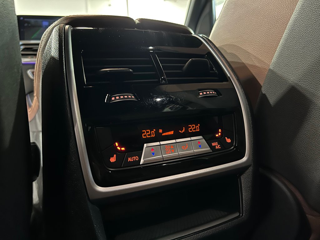 2020 BMW X5 xDrive40i, M Sport Package, 8 PNEUS ET 8 MAGS in Mirabel, Quebec - 35 - w1024h768px