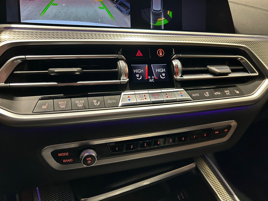 2020 BMW X5 xDrive40i, M Sport Package, 8 PNEUS ET 8 MAGS in Mirabel, Quebec - 28 - w1024h768px