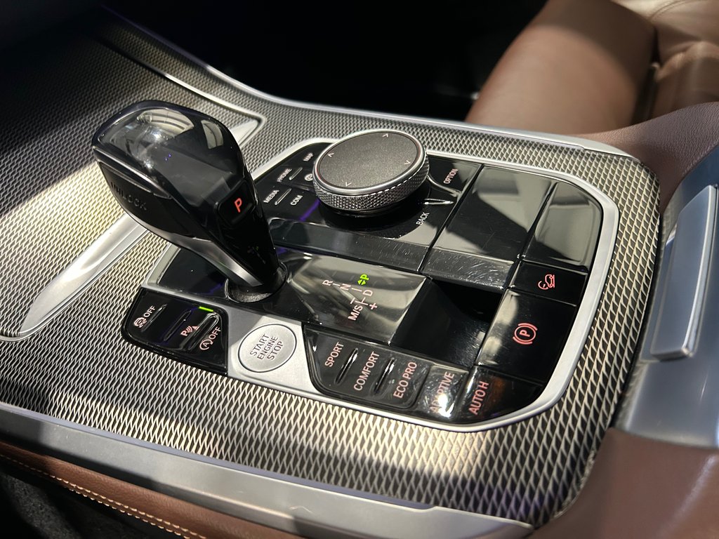 2020 BMW X5 xDrive40i, M Sport Package, 8 PNEUS ET 8 MAGS in Mirabel, Quebec - 24 - w1024h768px