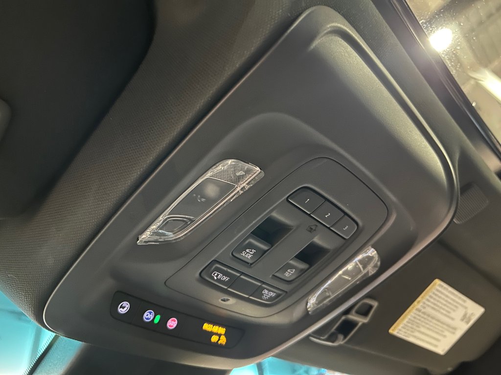 2022 Cadillac CT4-V JAMAIS ACCIDENTÉ, 2 ENSEMBLENT DE MAGS, AWD in Mirabel, Quebec - 27 - w1024h768px