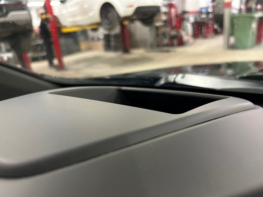 2022 Cadillac CT4-V JAMAIS ACCIDENTÉ, 2 ENSEMBLENT DE MAGS, AWD in Mirabel, Quebec - 18 - w1024h768px