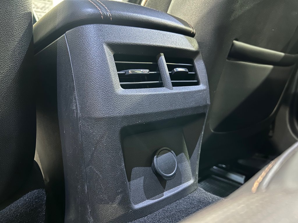 2022 Cadillac CT4-V JAMAIS ACCIDENTÉ, 2 ENSEMBLENT DE MAGS, AWD in Mirabel, Quebec - 32 - w1024h768px