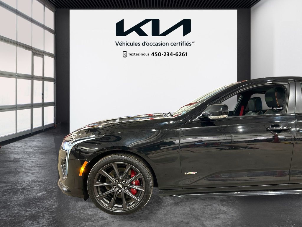 2022 Cadillac CT4-V JAMAIS ACCIDENTÉ, 2 ENSEMBLENT DE MAGS, AWD in Mirabel, Quebec - 7 - w1024h768px