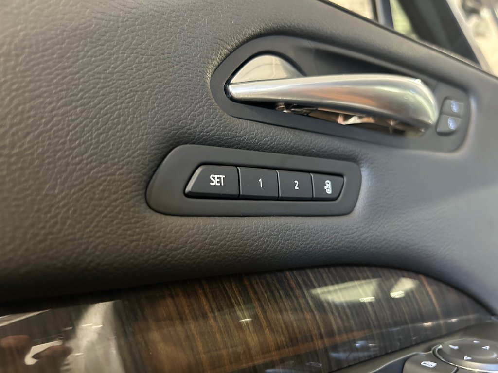 Cadillac XT4 AWD Sport, JAMAIS ACCIDENTÉ, CUIR, TOIT, AWD 2019 à Mirabel, Québec - 9 - w1024h768px