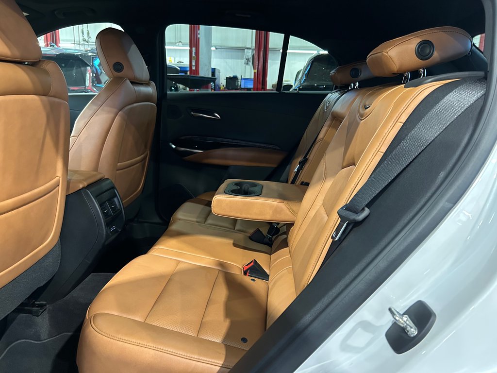Cadillac XT4 AWD Sport, JAMAIS ACCIDENTÉ, CUIR, TOIT, AWD 2019 à Mirabel, Québec - 36 - w1024h768px