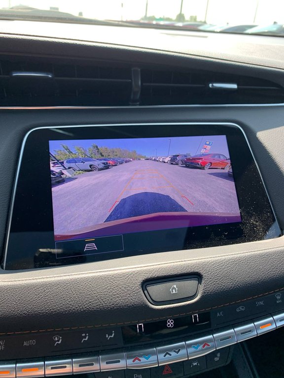 2023 Cadillac XT4 SPORT, AUCUN ACCIDENT, TOIT, MAGS, AWD in Mirabel, Quebec - 14 - w1024h768px