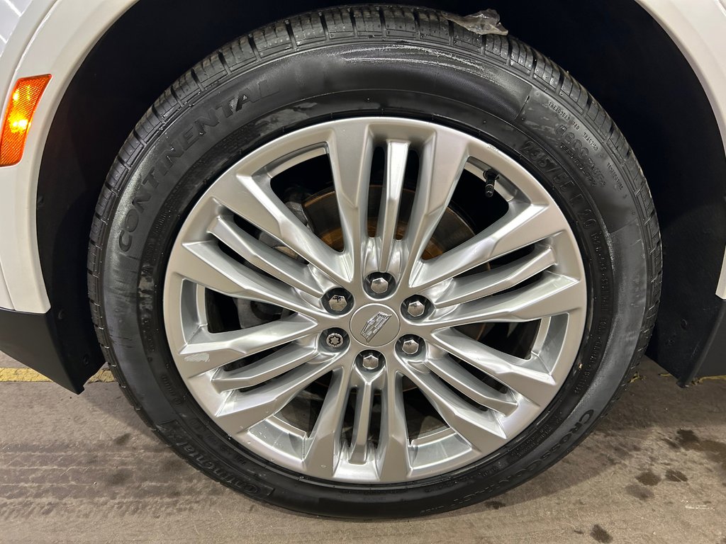 2017 Cadillac XT5 Platinum AWD, JAMAIS ACCIDENTÉ, GPS, CUIR, TOIT in Mirabel, Quebec - 7 - w1024h768px