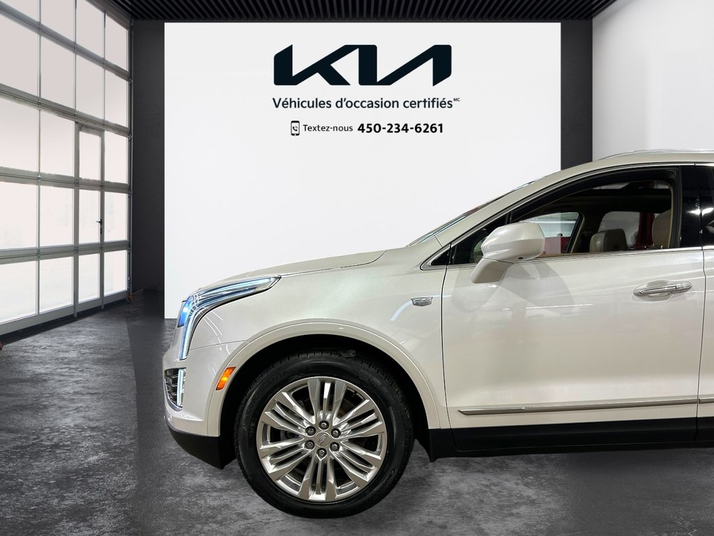 2017 Cadillac XT5 Platinum AWD, JAMAIS ACCIDENTÉ, GPS, CUIR, TOIT in Mirabel, Quebec - 6 - w1024h768px