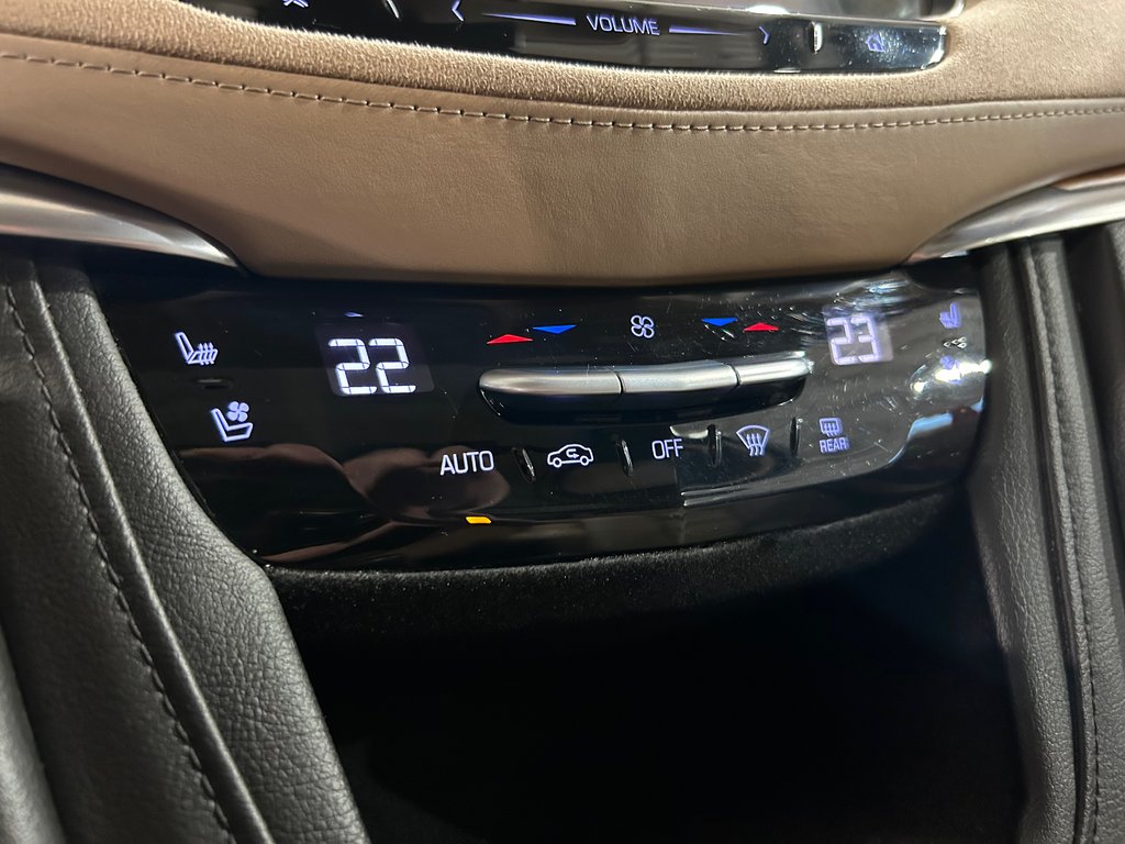 2017 Cadillac XT5 Platinum AWD, JAMAIS ACCIDENTÉ, GPS, CUIR, TOIT in Mirabel, Quebec - 26 - w1024h768px