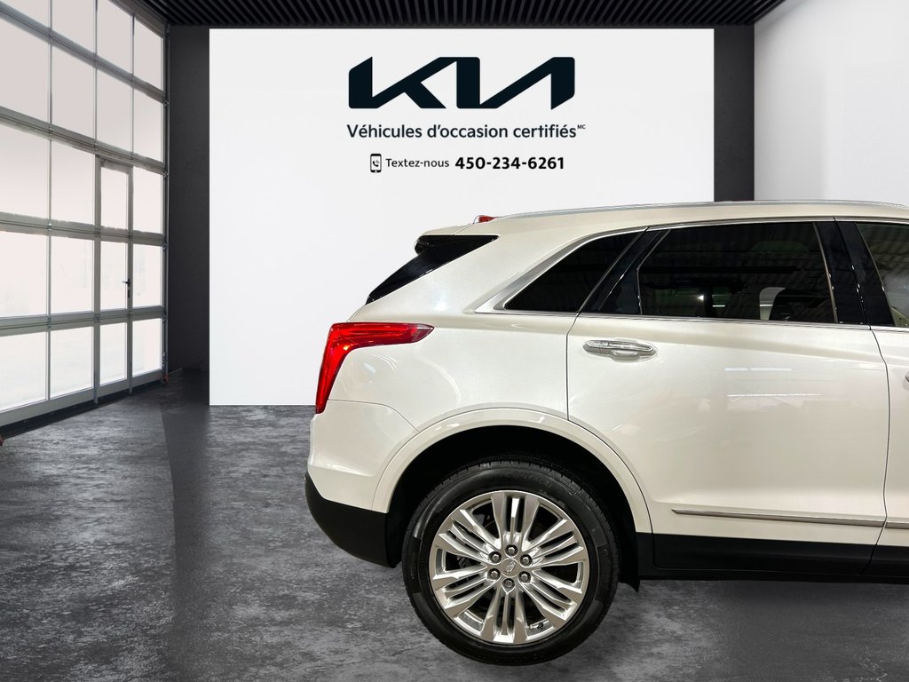 2017 Cadillac XT5 Platinum AWD, JAMAIS ACCIDENTÉ, GPS, CUIR, TOIT in Mirabel, Quebec - 39 - w1024h768px