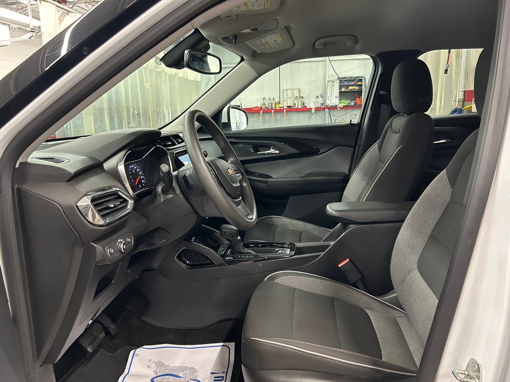 2021 Chevrolet Trailblazer LT, JAMAIS ACCIDENTÉ, AWD, HITCH, MAGS in Mirabel, Quebec - 9 - w1024h768px