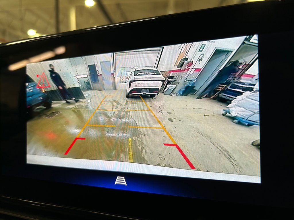 2025 Chevrolet Trax ACTIV, JAMAIS ACCIDENTÉ, 8 PNEUS, CUIR, MAGS in Mirabel, Quebec - 19 - w1024h768px