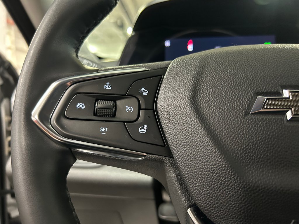 2025 Chevrolet Trax ACTIV, JAMAIS ACCIDENTÉ, 8 PNEUS, CUIR, MAGS in Mirabel, Quebec - 16 - w1024h768px