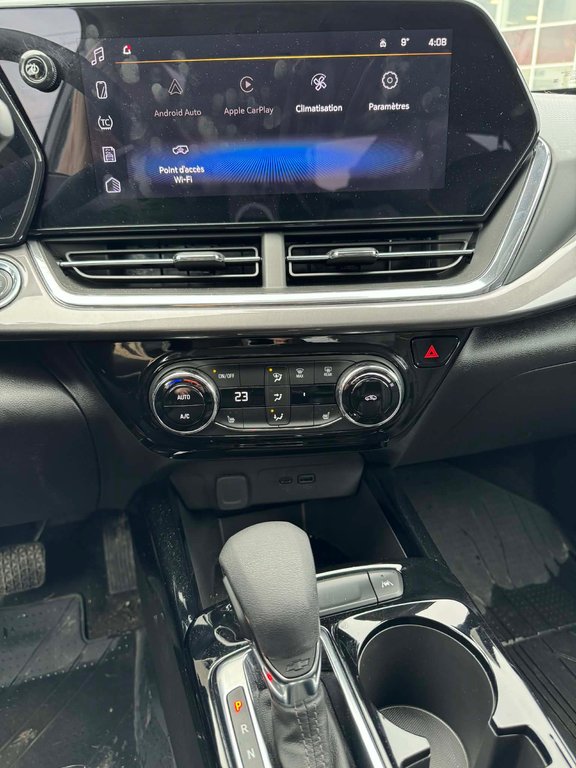 2025 Chevrolet Trax ACTIV, JAMAIS ACCIDENTÉ, 8 PNEUS, CUIR, MAGS in Mirabel, Quebec - 14 - w1024h768px