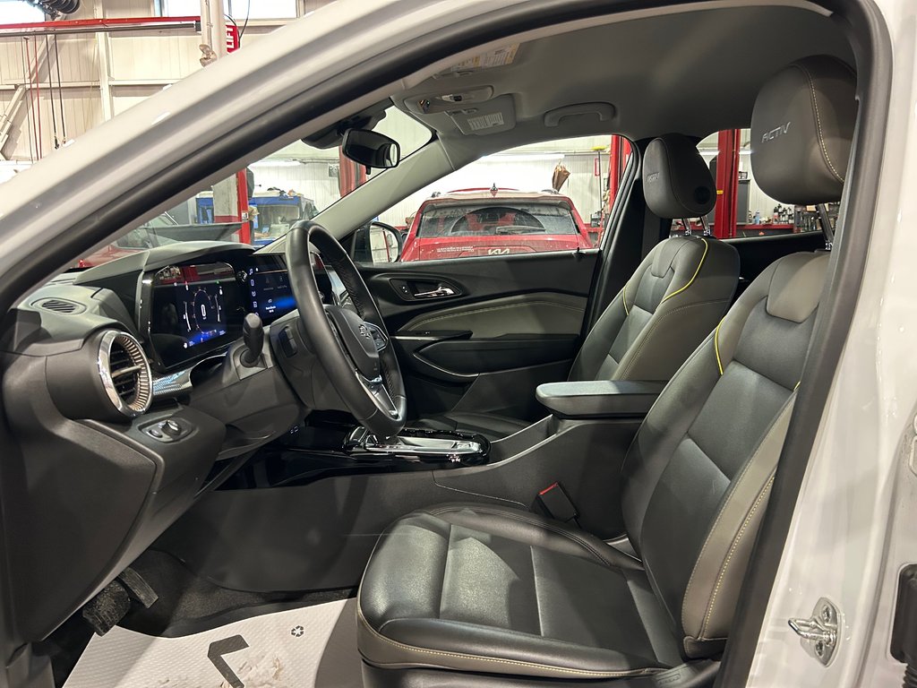 2025 Chevrolet Trax ACTIV, JAMAIS ACCIDENTÉ, 8 PNEUS, CUIR, MAGS in Mirabel, Quebec - 9 - w1024h768px