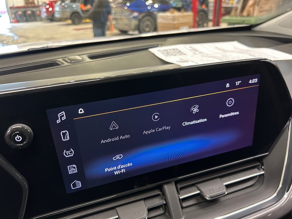 2025 Chevrolet Trax ACTIV, JAMAIS ACCIDENTÉ, 8 PNEUS, CUIR, MAGS in Mirabel, Quebec - 18 - w1024h768px