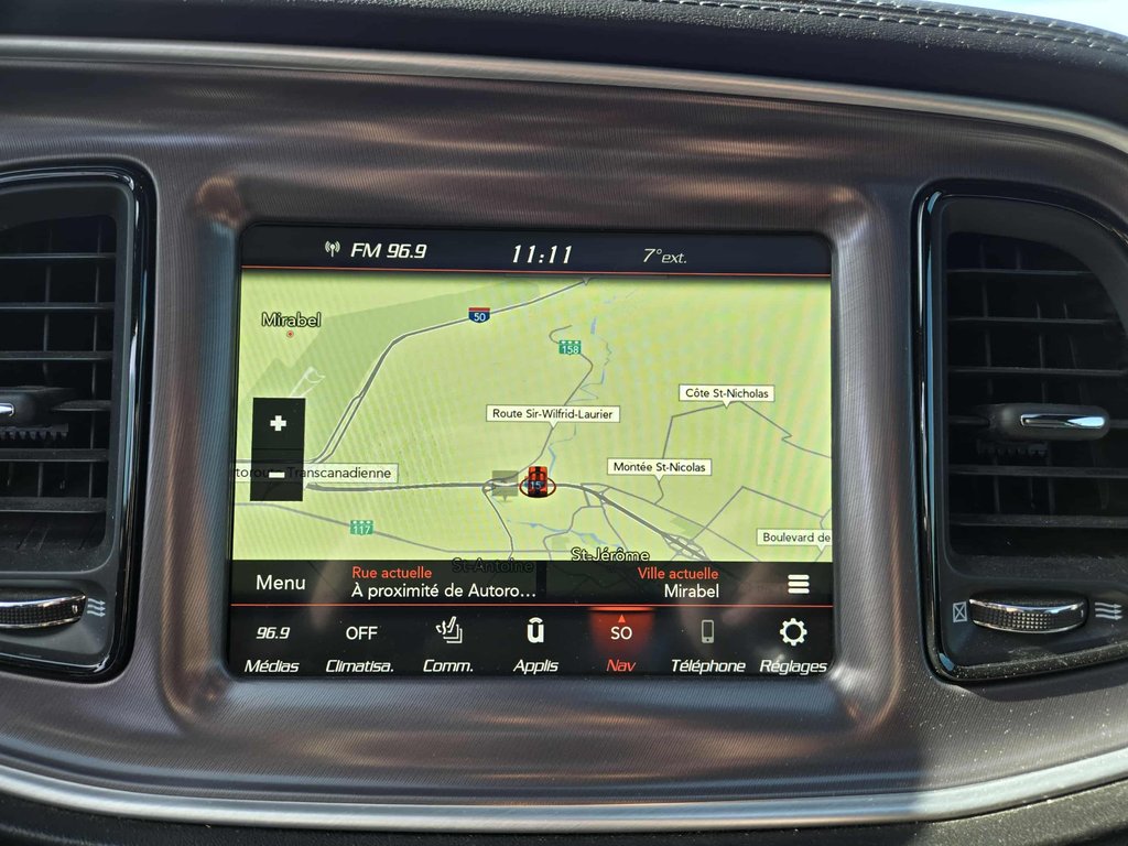 Dodge Challenger SXT, 8 PNEUS, CUIR, TOIT, SUB, GPS 2020 à Mirabel, Québec - 21 - w1024h768px